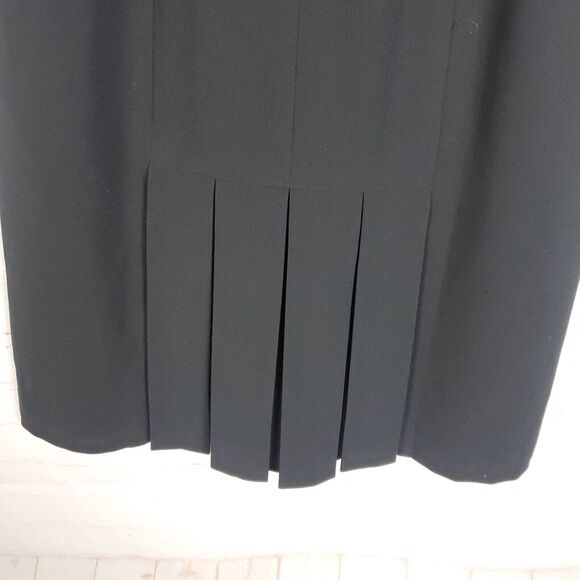 NEW Ann Taylor Sleeveless Little Black Dress Sz 4 LBD V-neck Back Ruffle Career - Picture 8 of 15